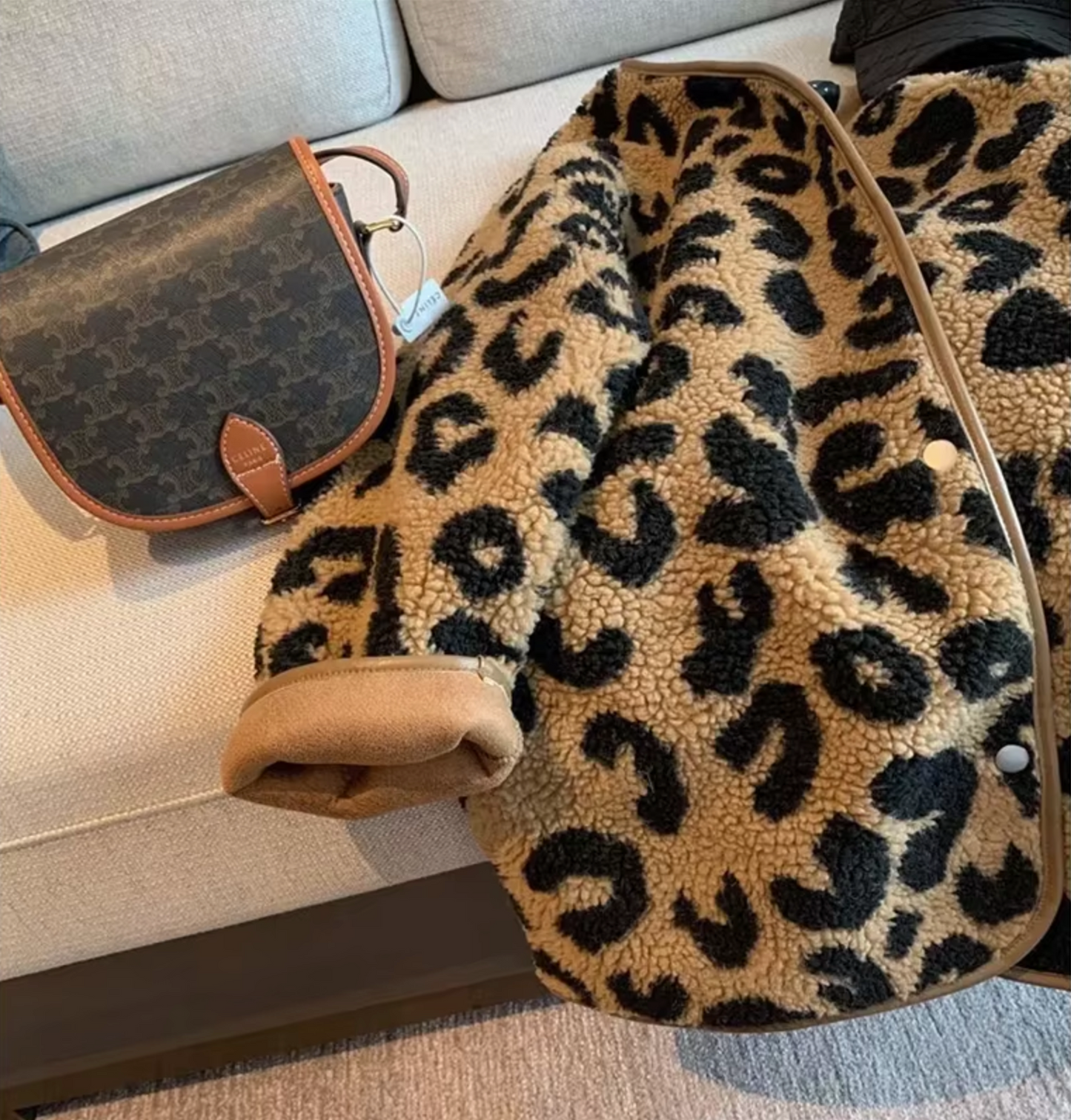 Alondra – Veste polaire stylée avec motif léopard