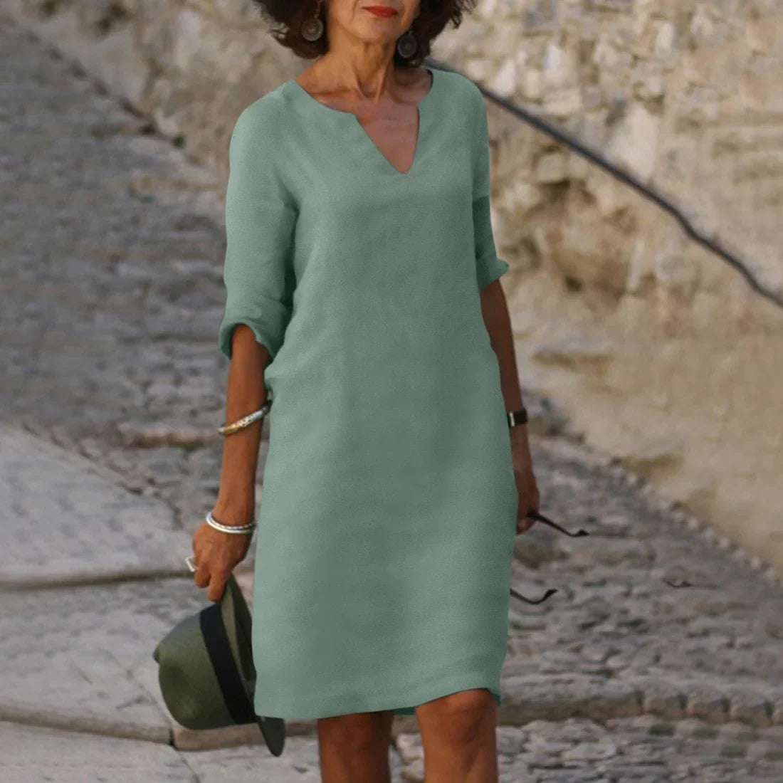 Vondra – Elégante robe longueur genou