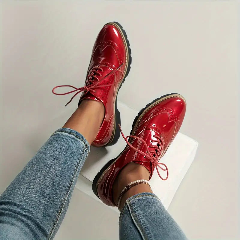 Ninette – Chaussures en cuir brillant
