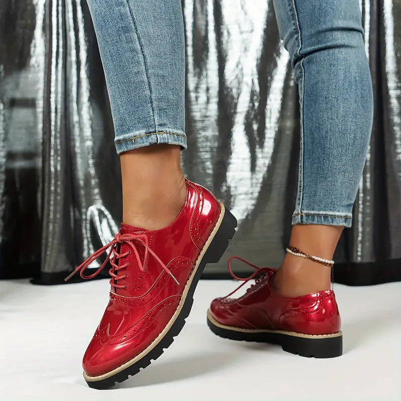 Ninette – Chaussures en cuir brillant